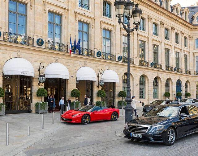 Luxury car rental Paris